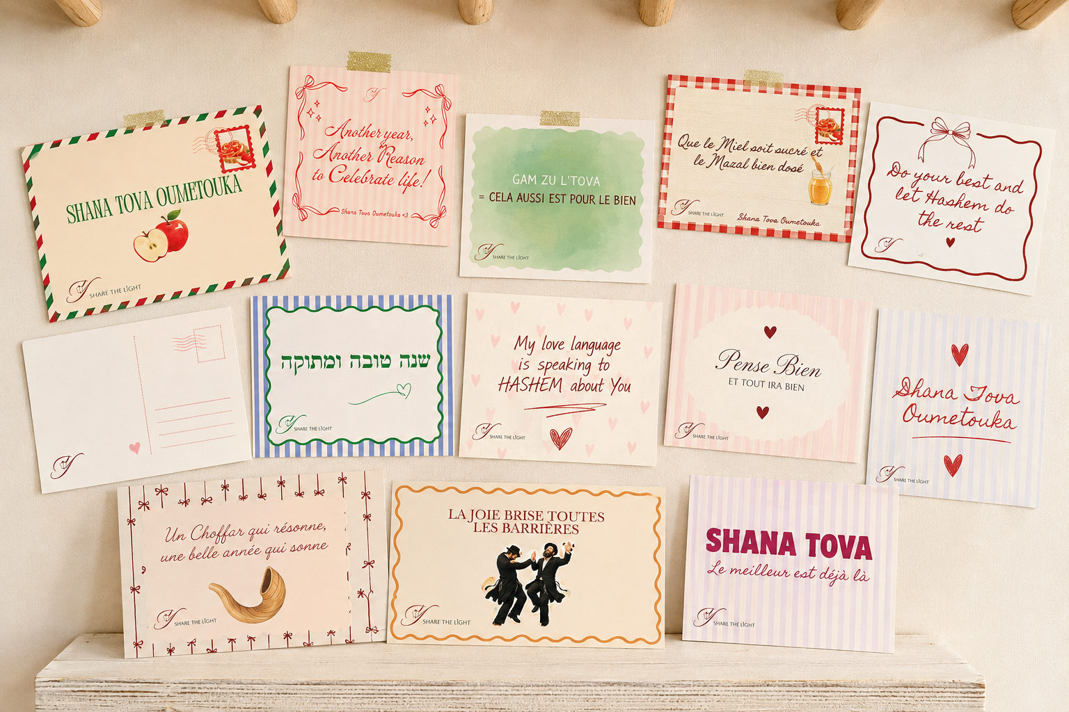 Mur de cartes et messages Yehi